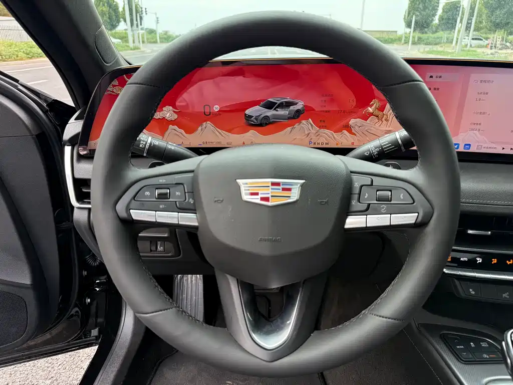Cadillac CT5 — миниатюра 6