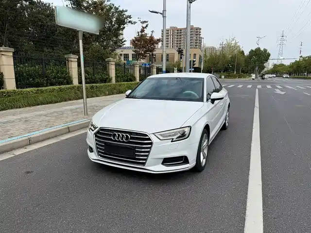 AUDI A3 2019