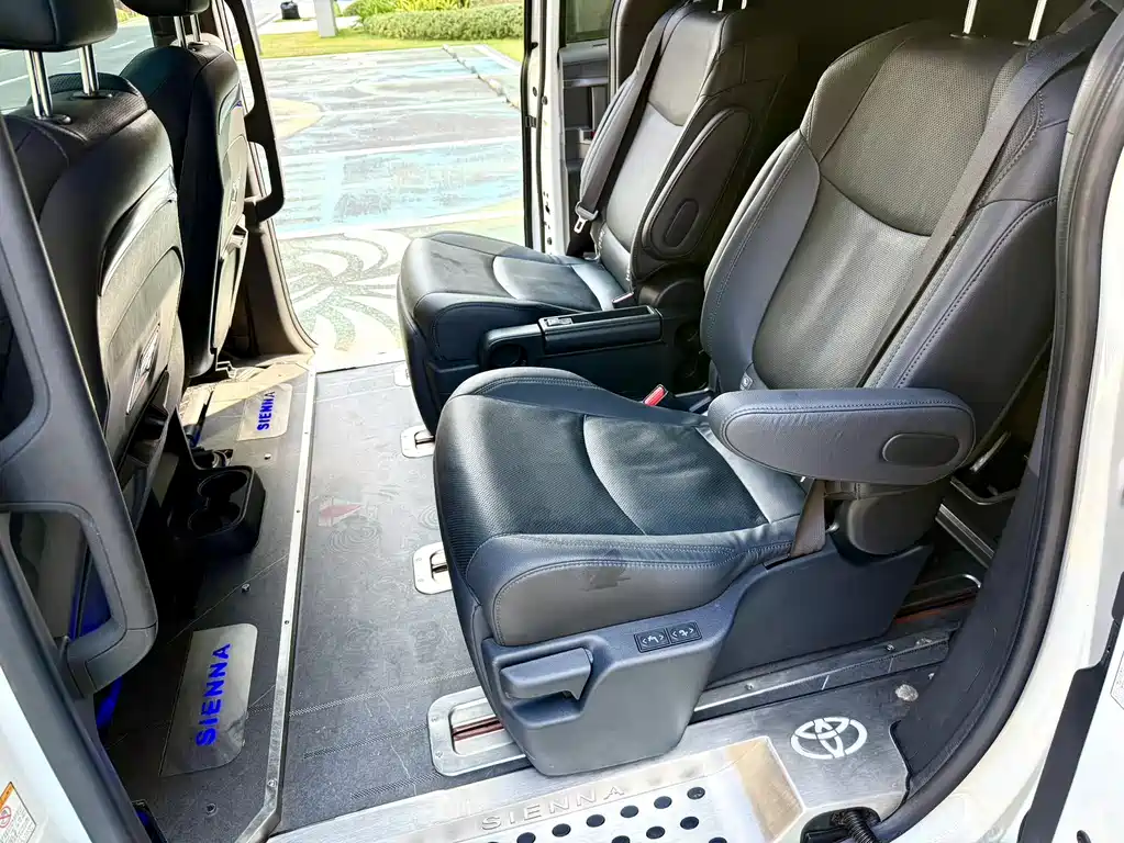 Toyota Sienna 2021 2.5L Luxury