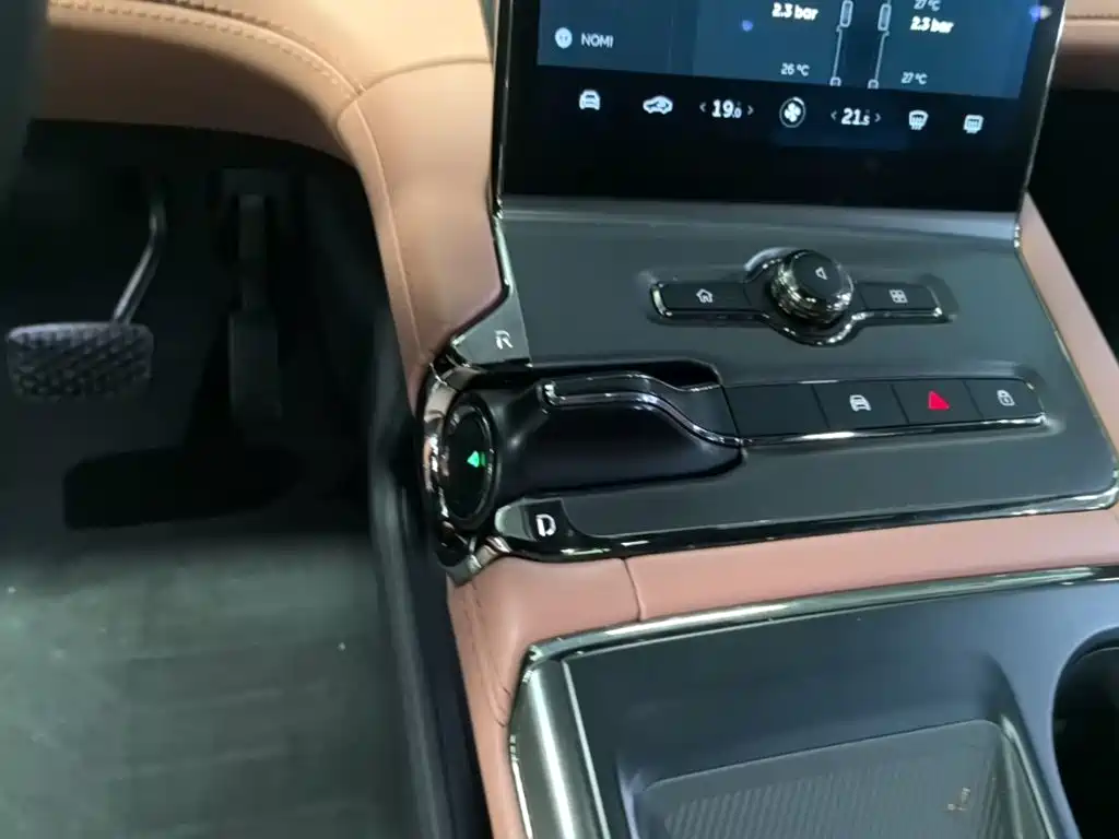 NIO EC6 — миниатюра 14