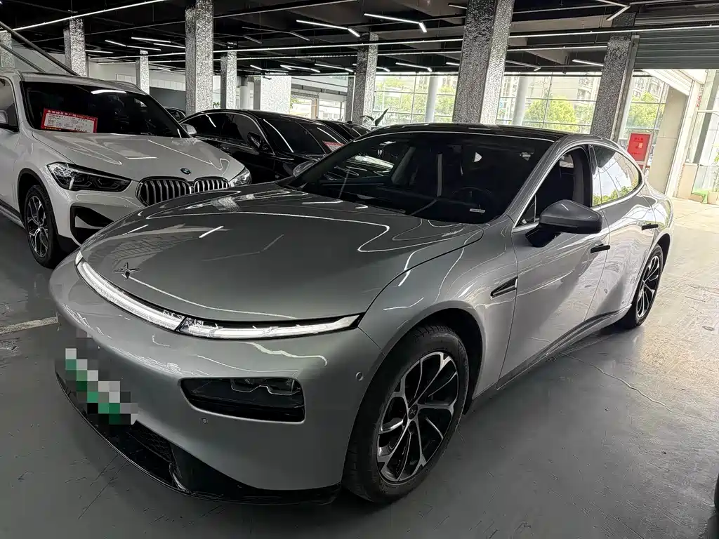 XPENG P7