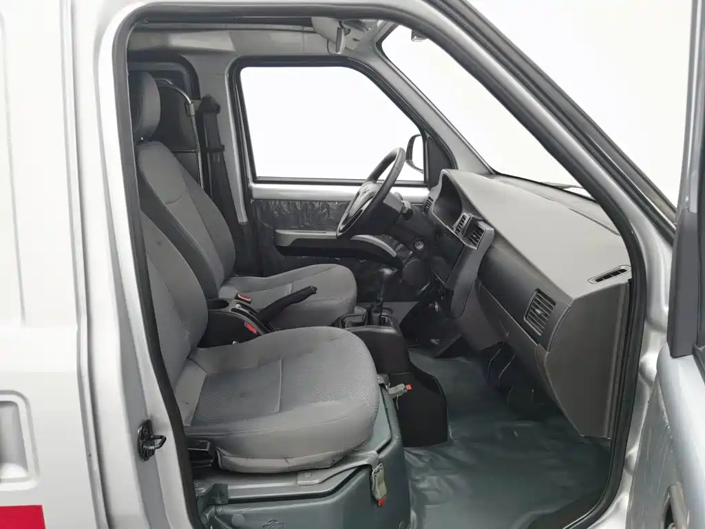 Wuling Rongguang — миниатюра 22