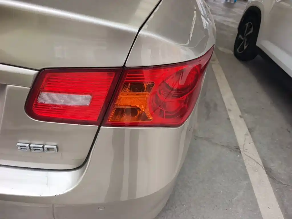 Roewe 350 — миниатюра 8