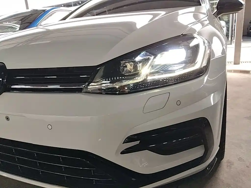 Volkswagen Golf — миниатюра 24