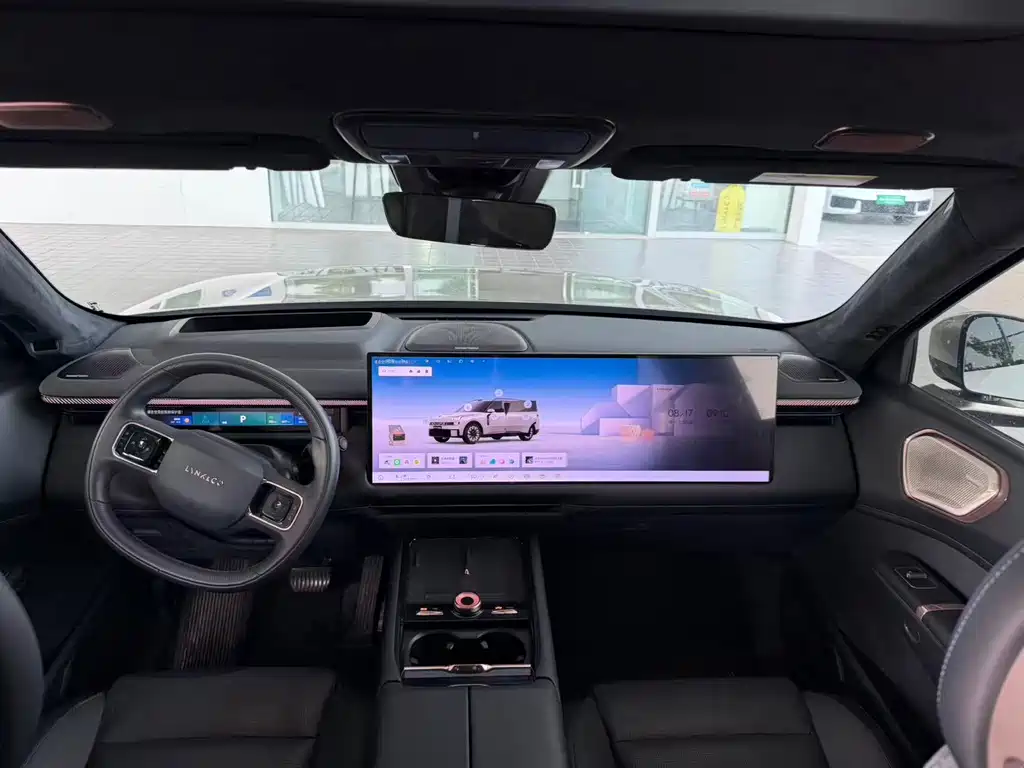 Lynk & Co Рука 900. — миниатюра 9