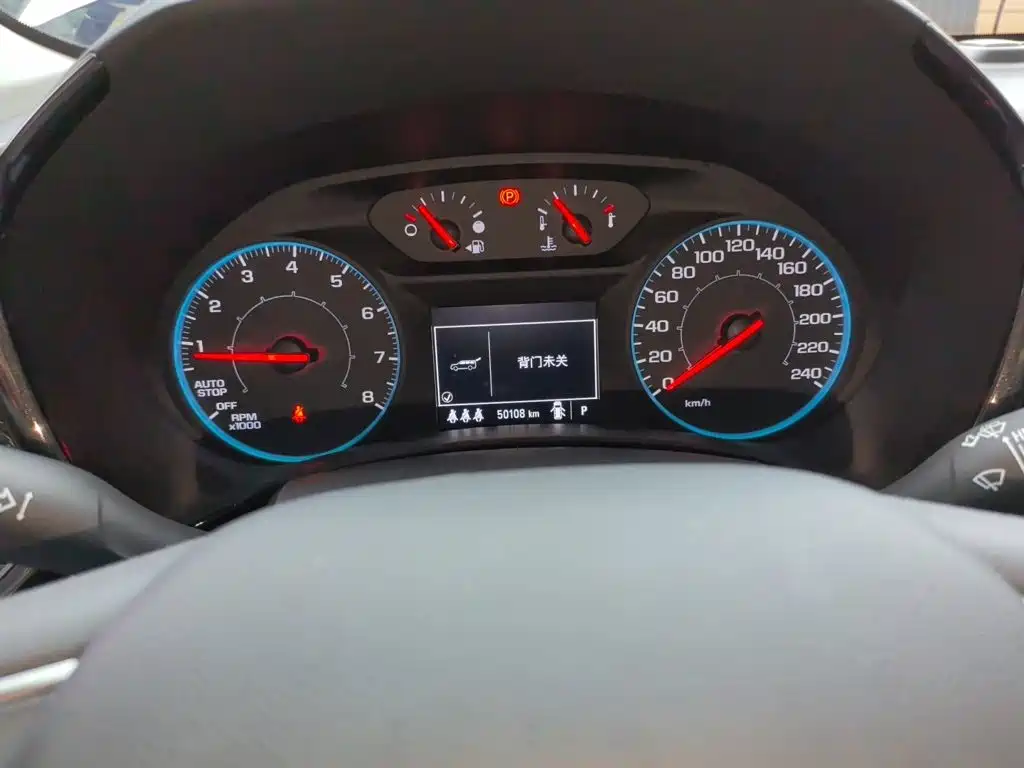 Chevrolet Equinox — миниатюра 13