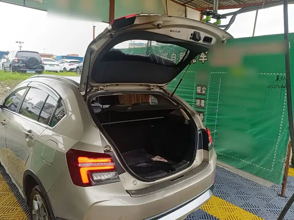 Geely Vision S1 — миниатюра 19