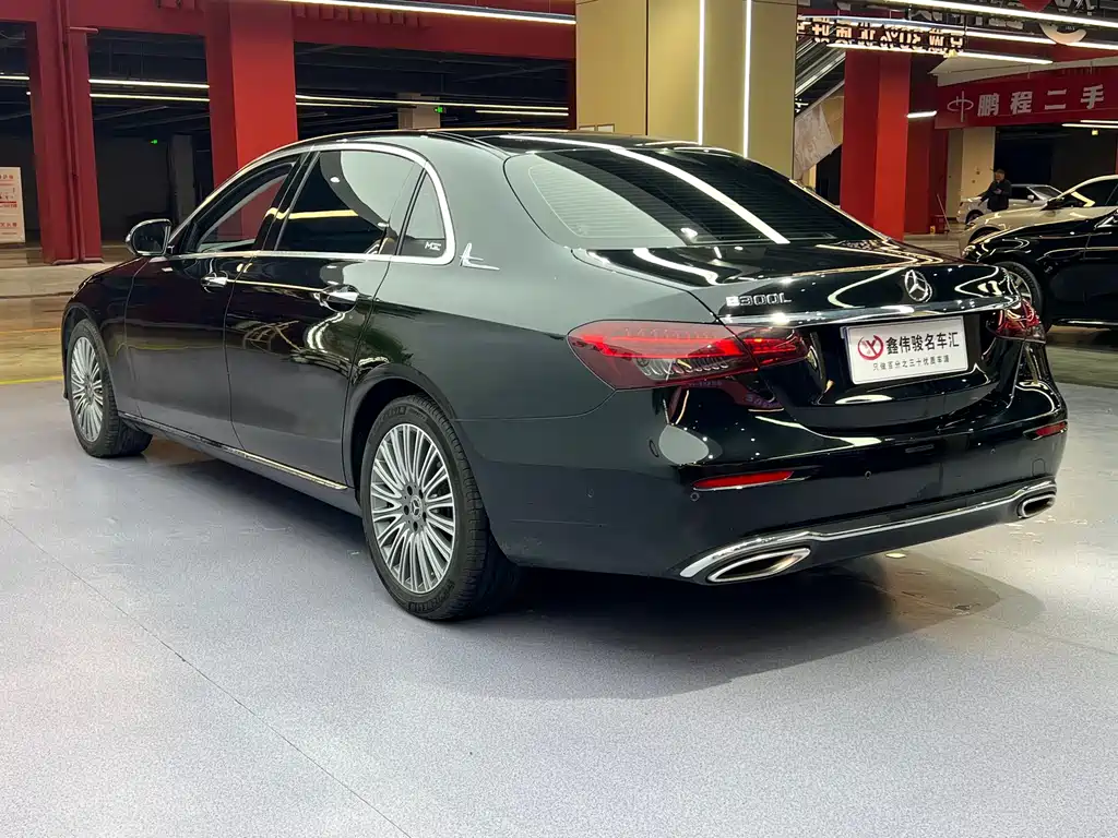 MERCEDES-BENZ E CLASS