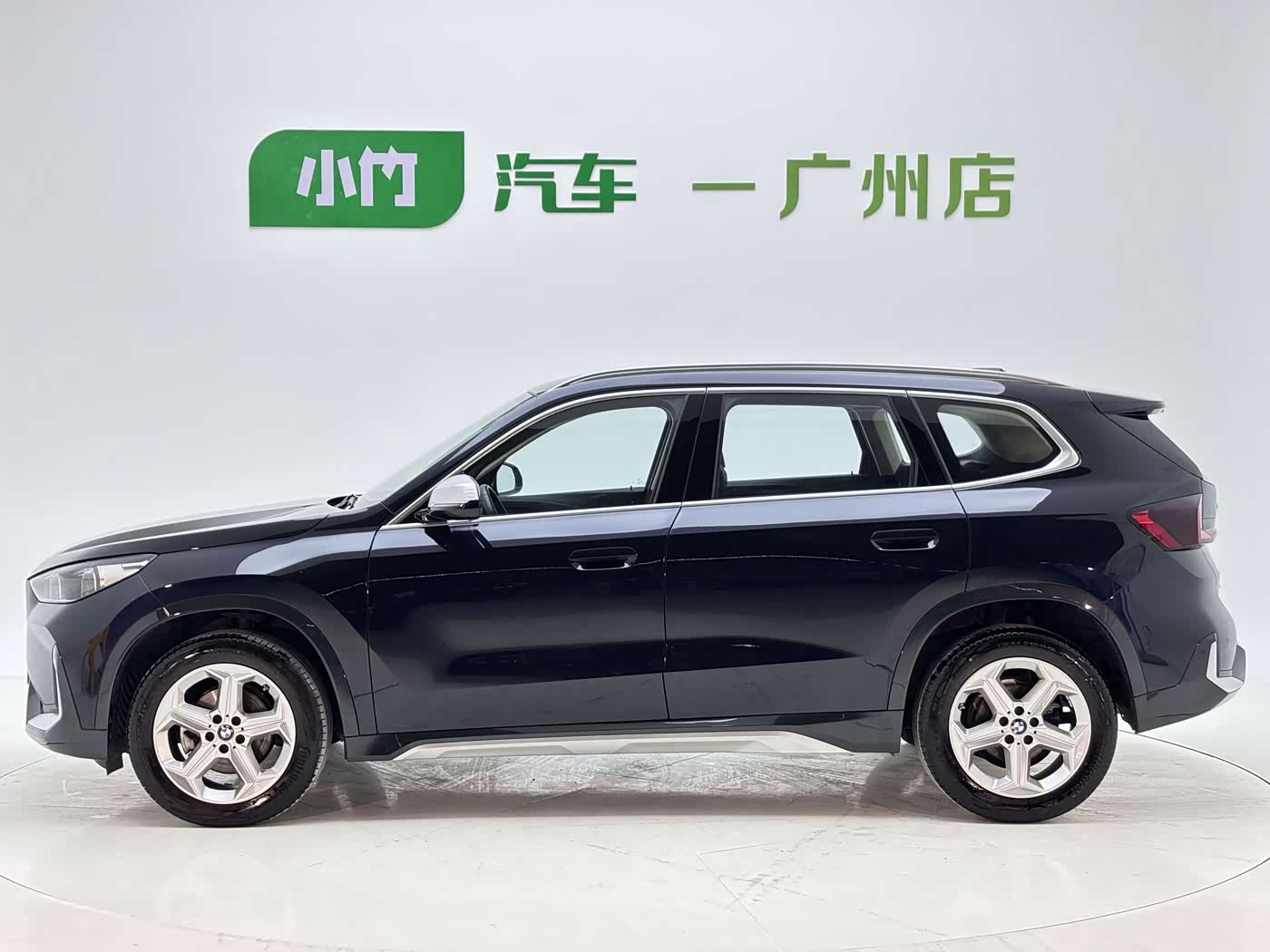BMW X1 1.5 л 2024 г. Чёрный, пробег 41000 км