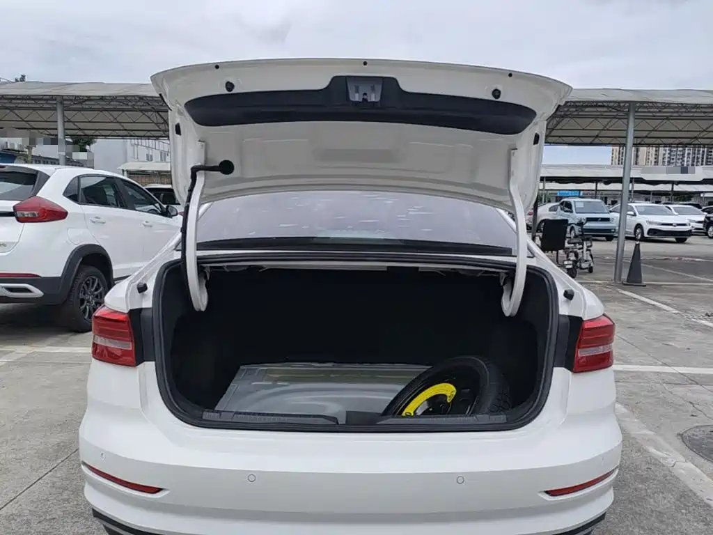 Volkswagen Lavida Pure Electric — миниатюра 19