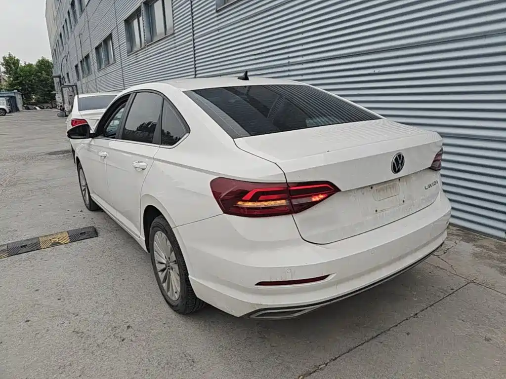 Volkswagen Lavida — миниатюра 5