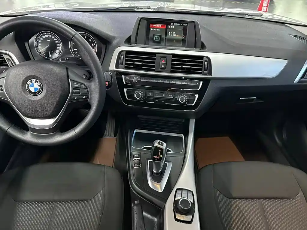 BMW 1 Series (Import) — миниатюра 12