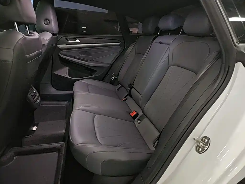 Volkswagen Lamando — миниатюра 17