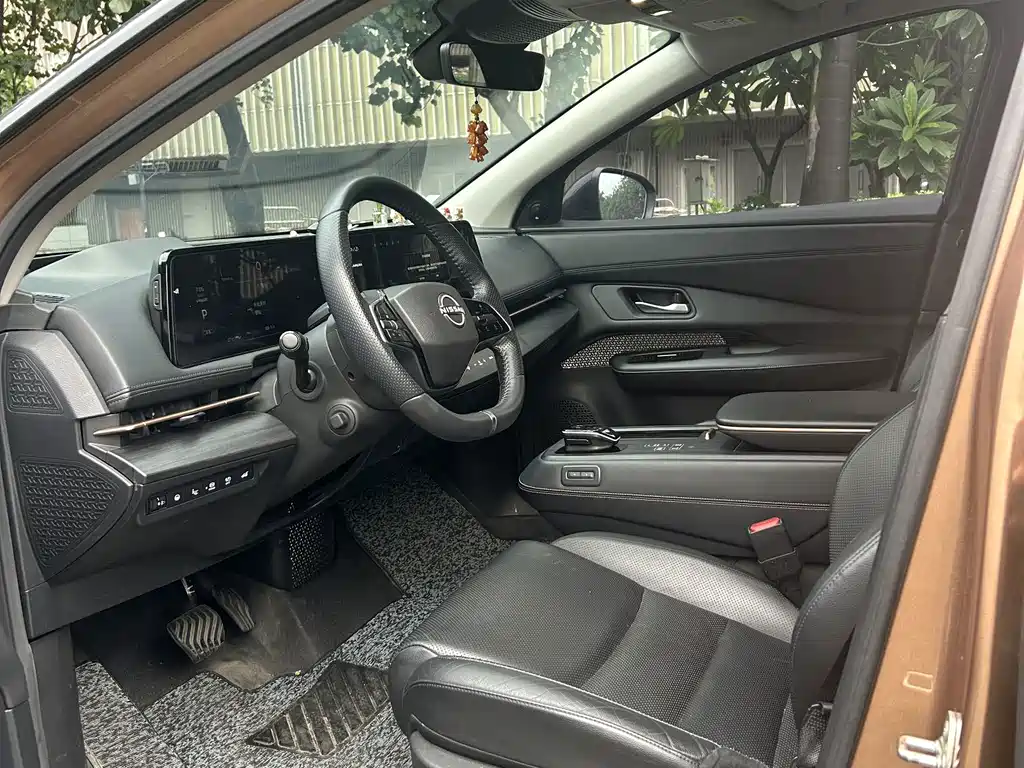 Nissan Ariya — миниатюра 14