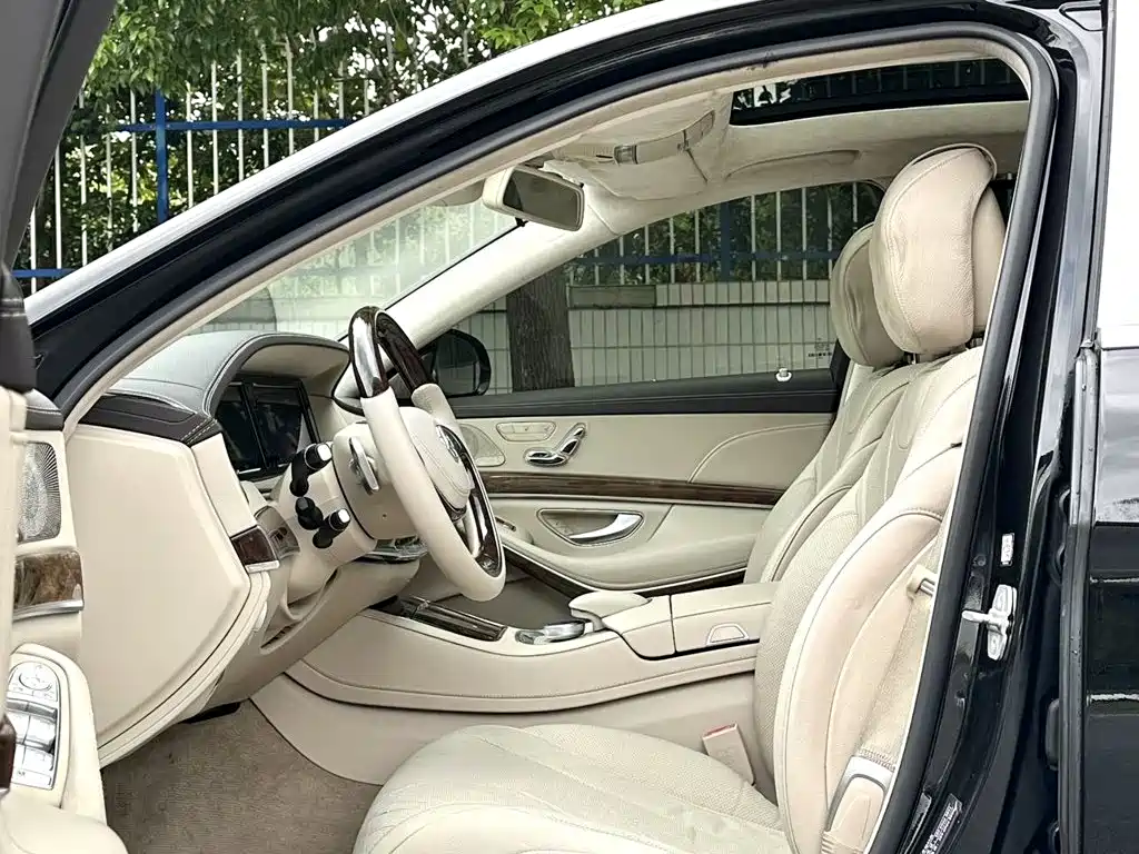 Mercedes-Benz S-Class — миниатюра 12