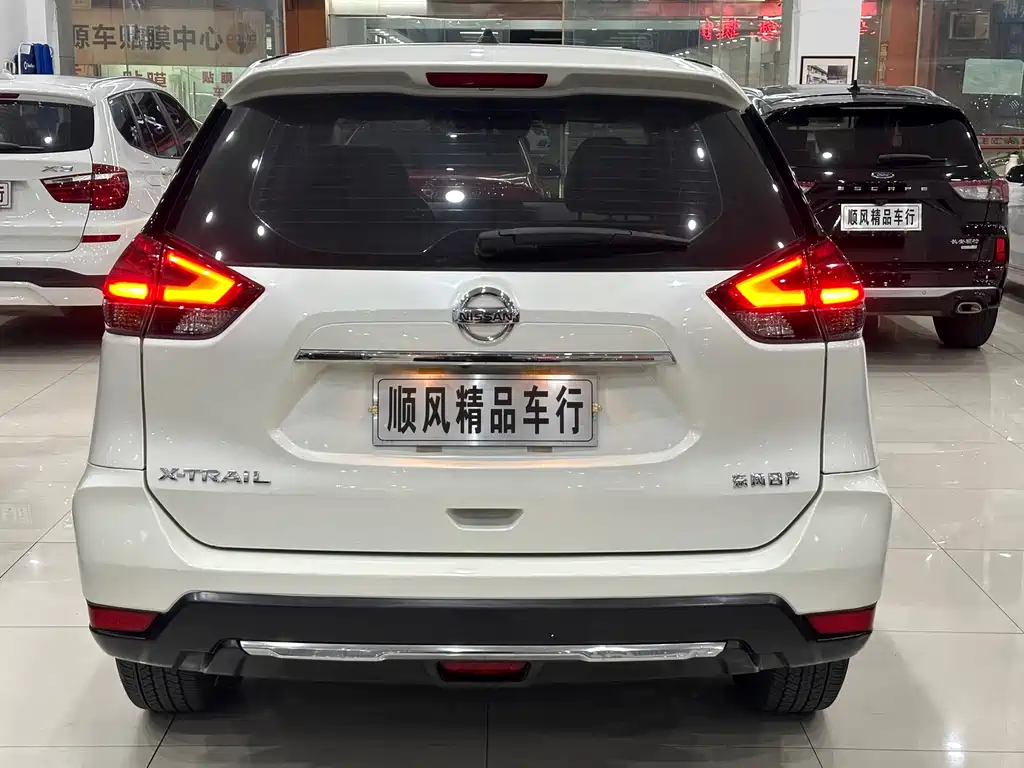 Nissan X-Trail — миниатюра 6