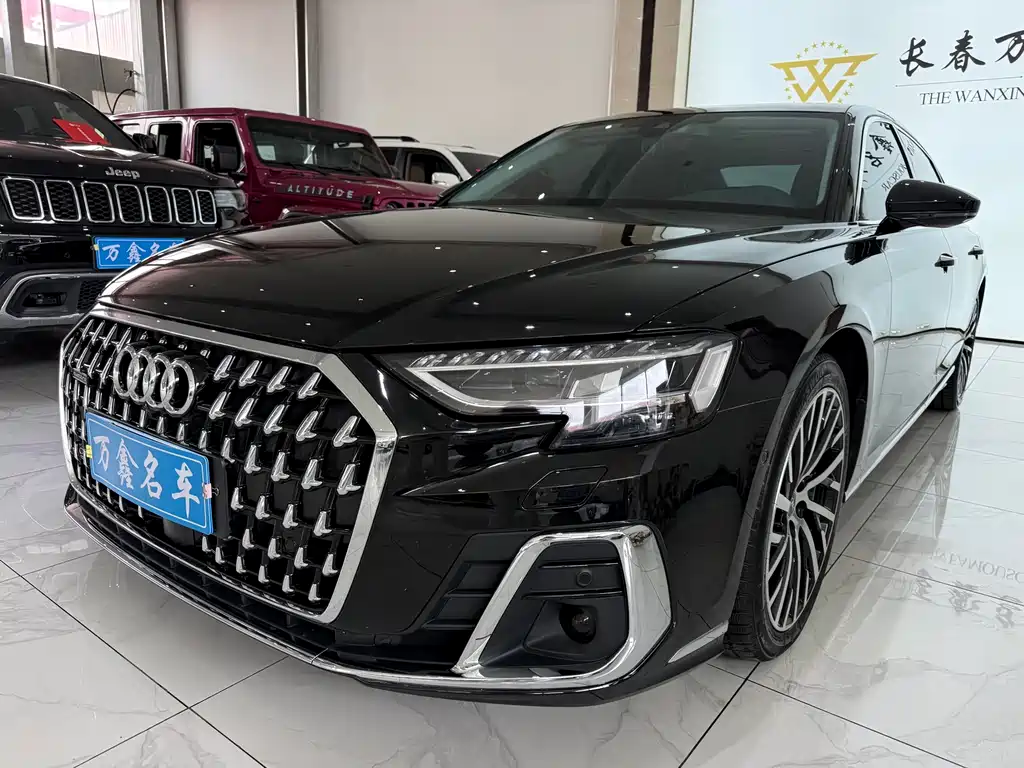 Audi A8 2023