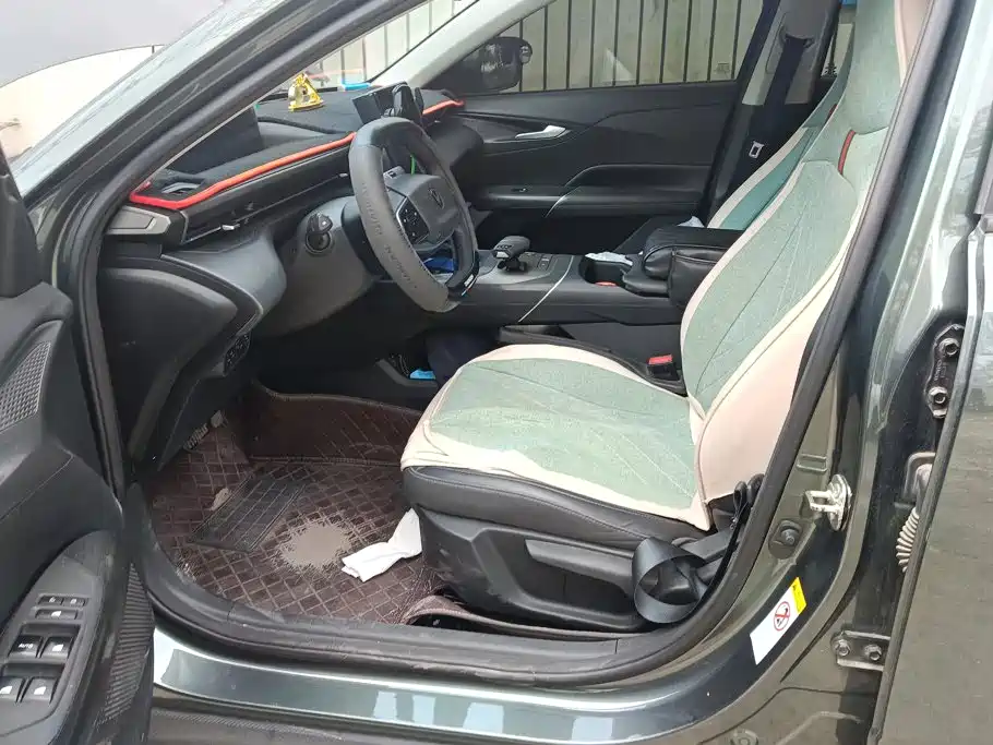 Changan Yida — миниатюра 9