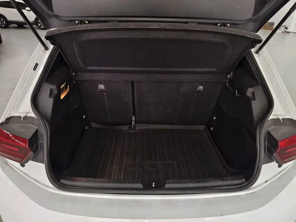 Volkswagen ID.3 — миниатюра 11