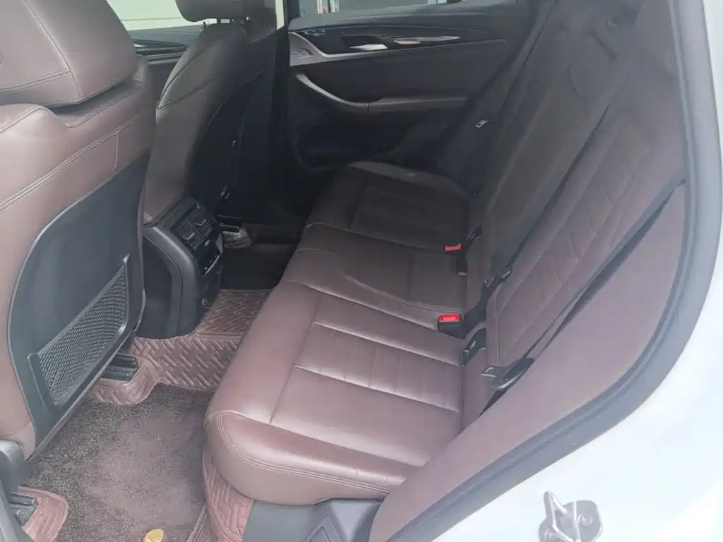 BMW X3 — миниатюра 17