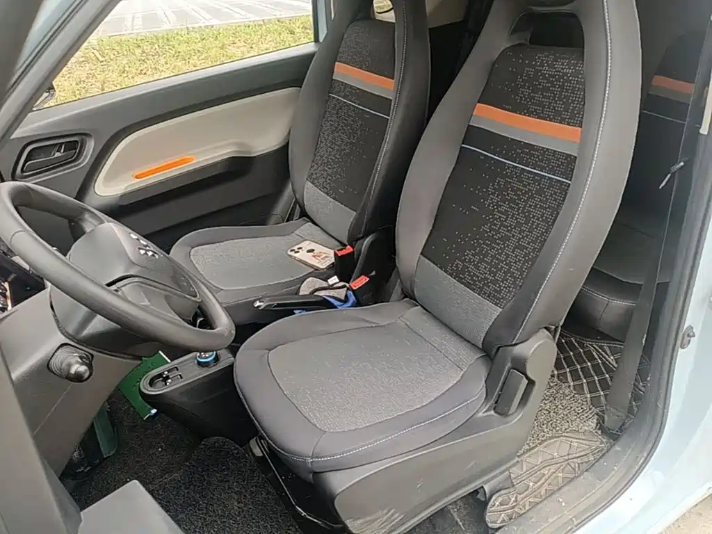Wuling MINIEV — миниатюра 15