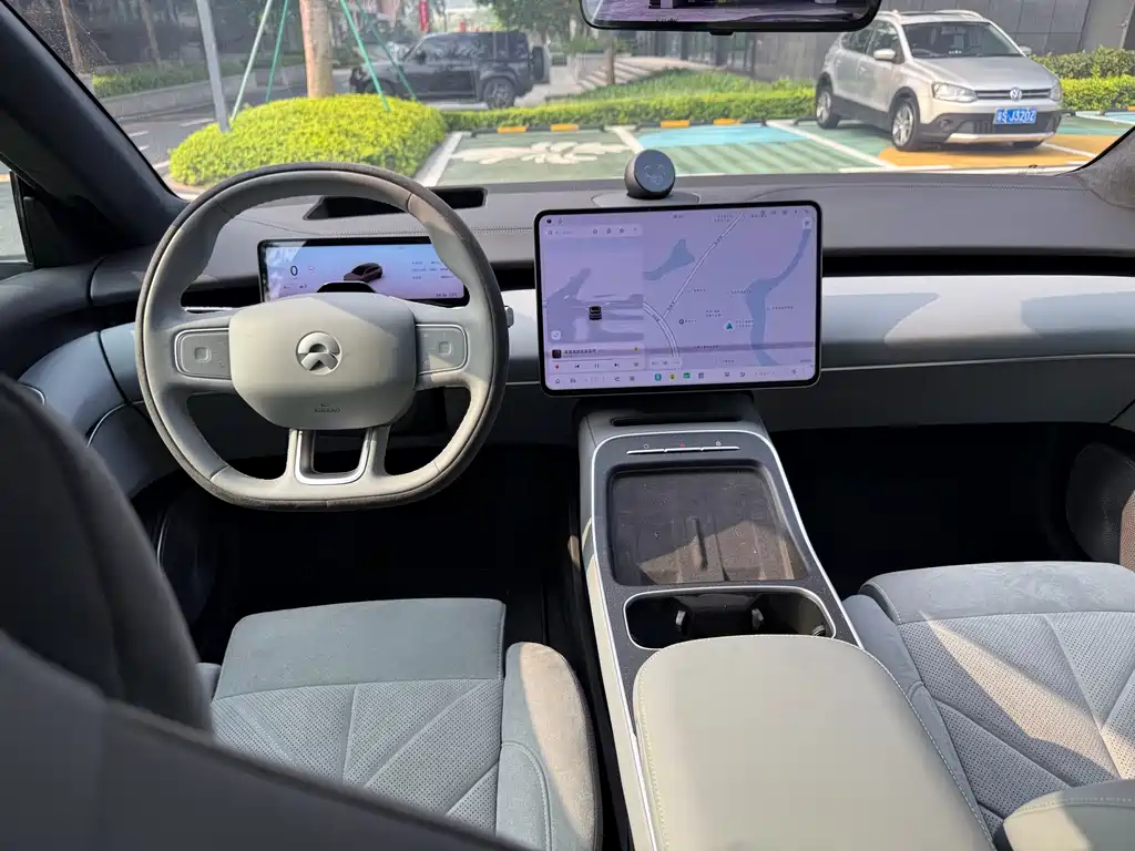 NIO ET5T 2025 Champion 75kWh Touring