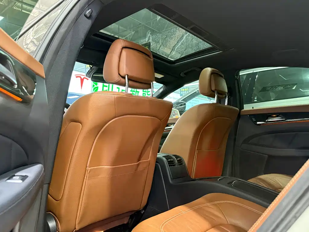 Mercedes-Benz CLS — миниатюра 8