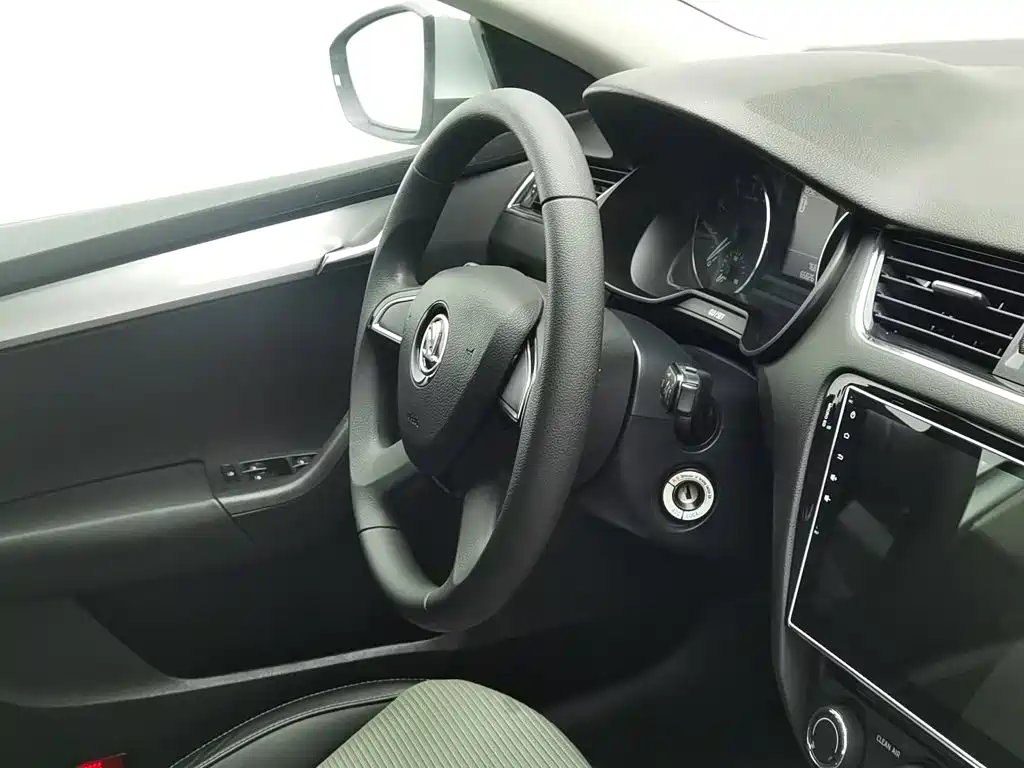 Skoda Octavia — миниатюра 22