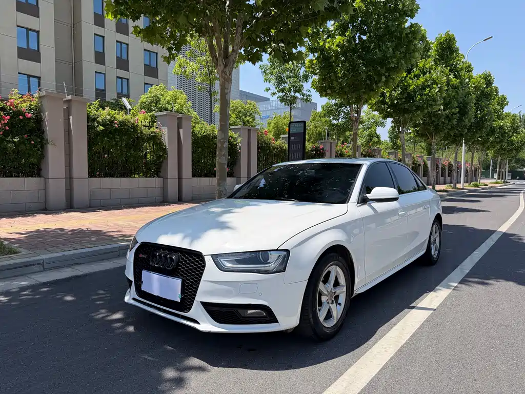 Audi A4L 2013 35 TFSI AT