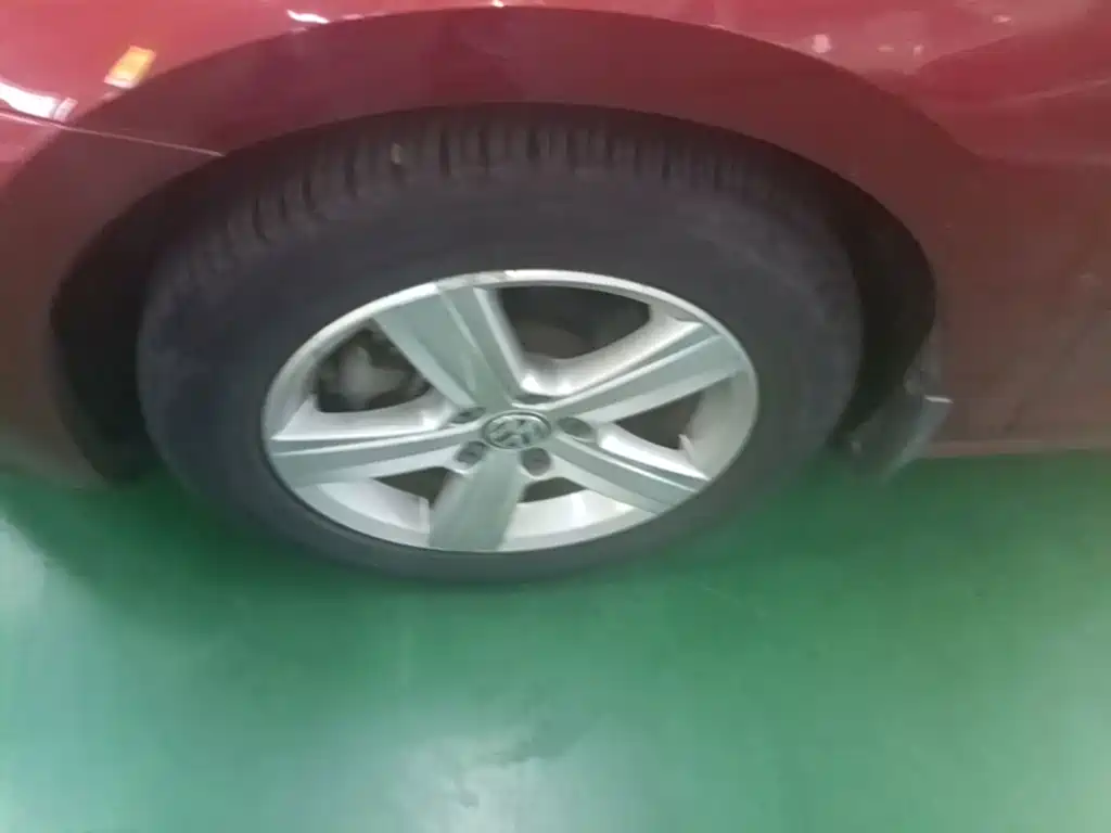Volkswagen Golf — миниатюра 23