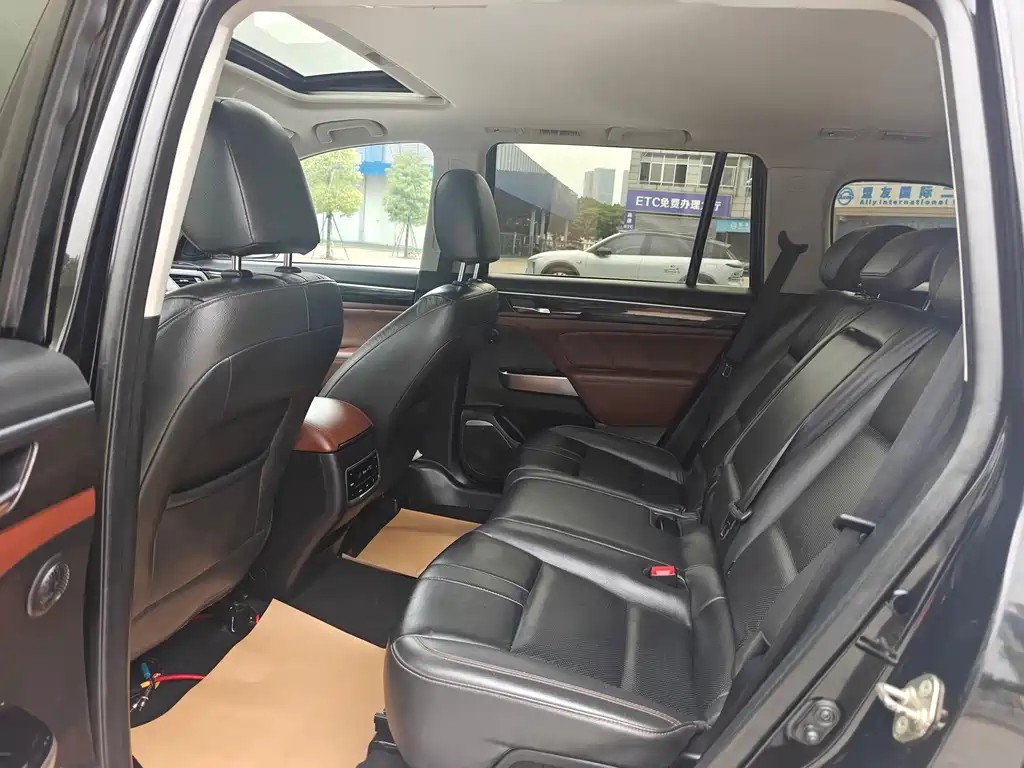 GAC GS8 2017 320T Luxury （ мест）