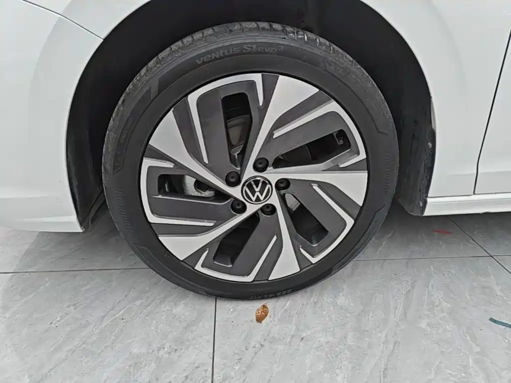 Volkswagen Bora — миниатюра 23