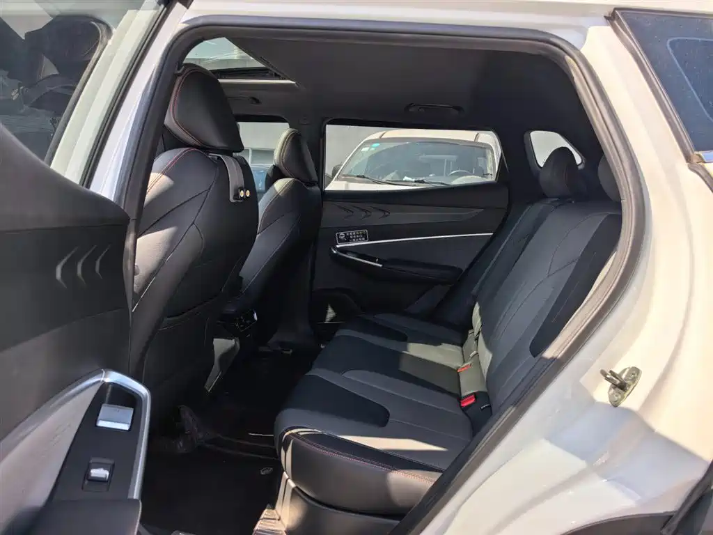 GEELY AUTOMOBILE BOYUE