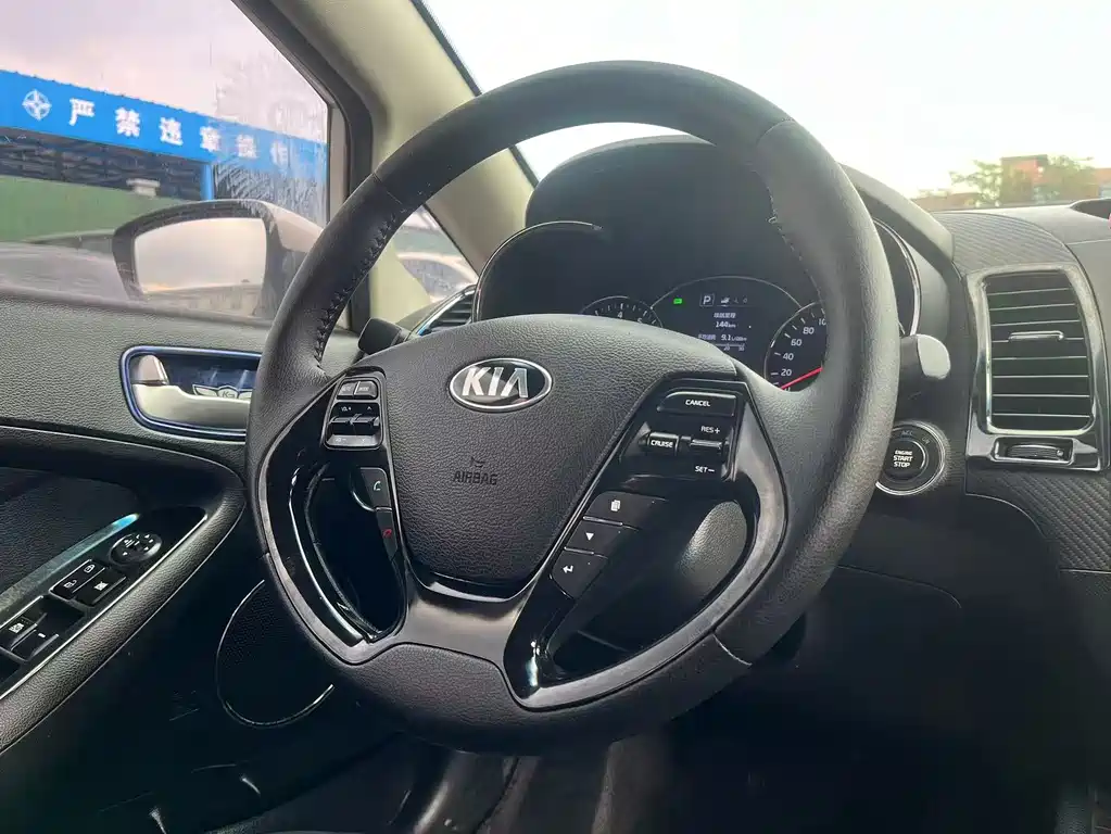 Kia K3 — миниатюра 11