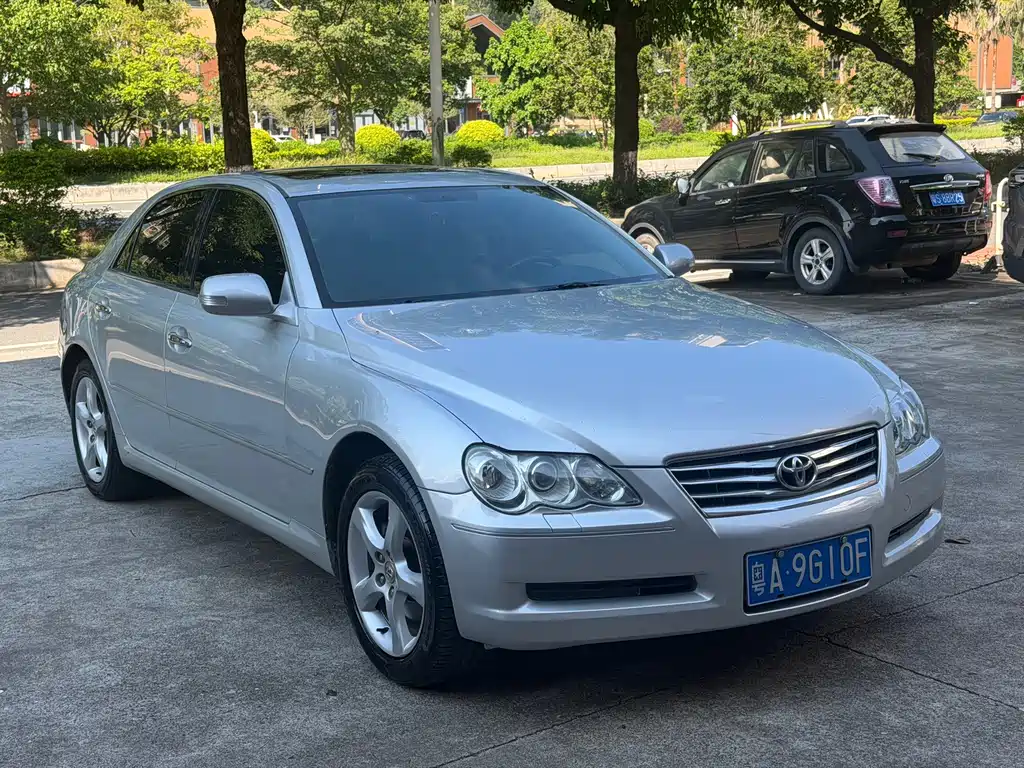 Toyota Reiz — миниатюра 3