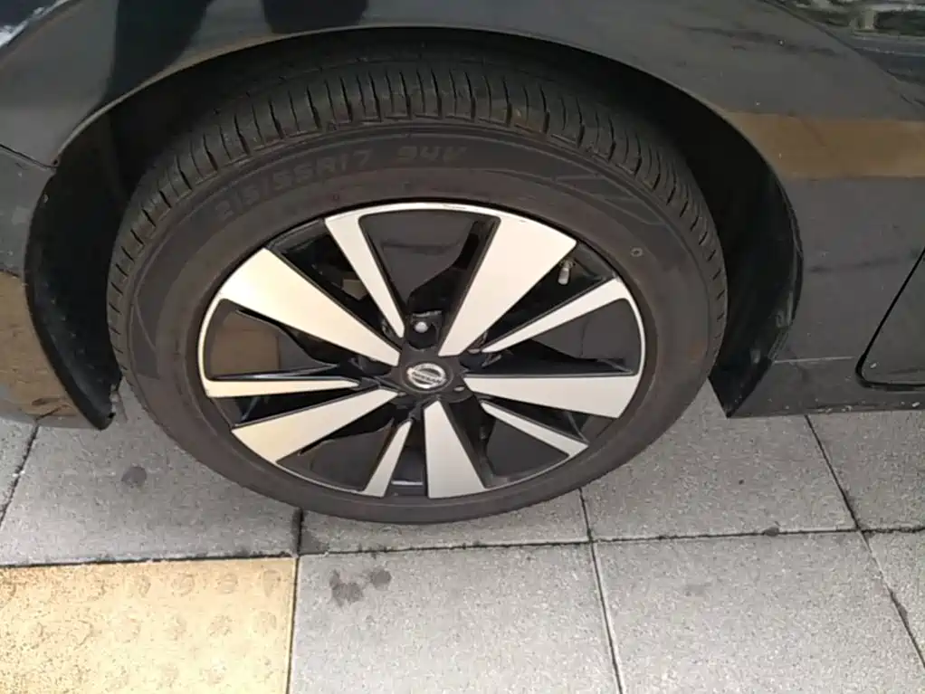 Nissan Teana — миниатюра 23