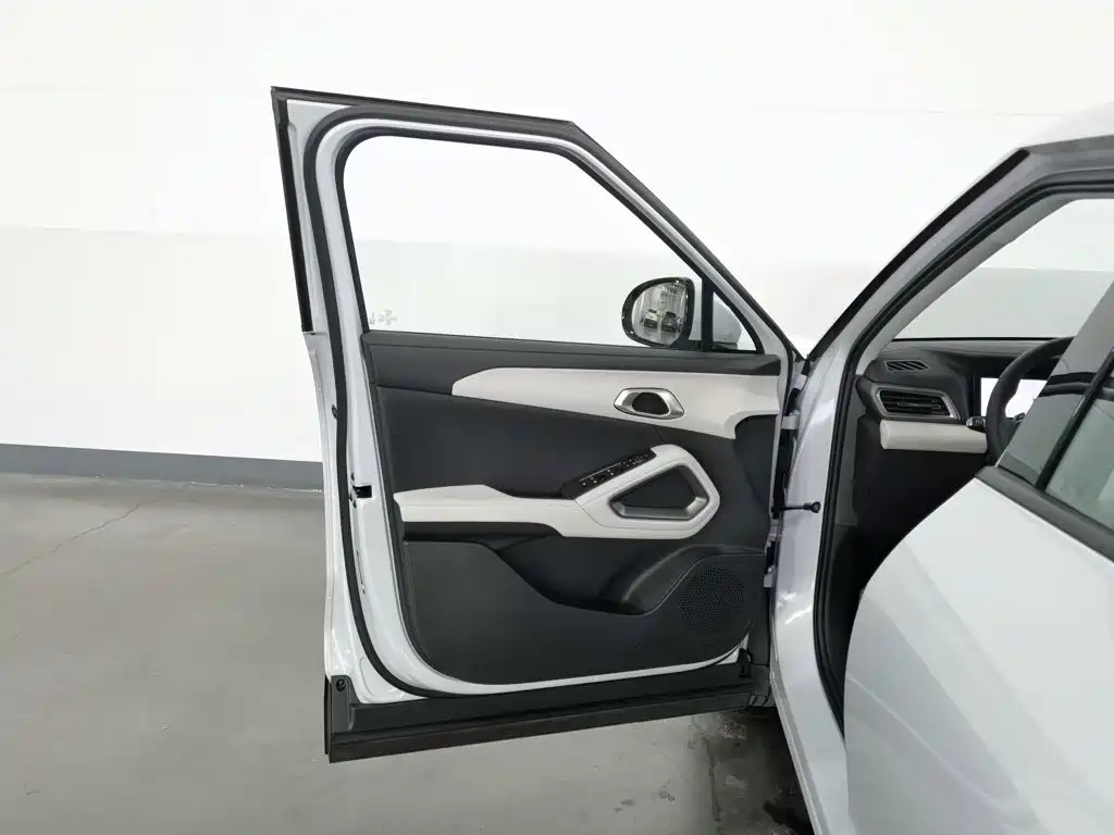 BYD Yuan UP — миниатюра 8