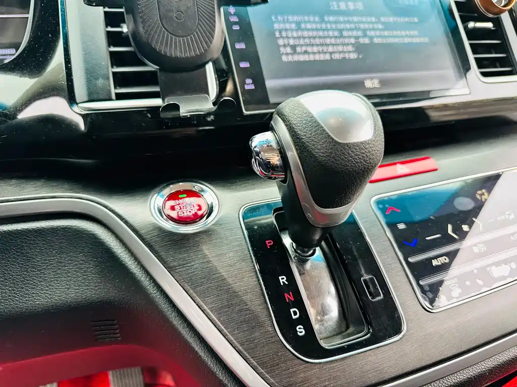 Honda Elysion — миниатюра 46