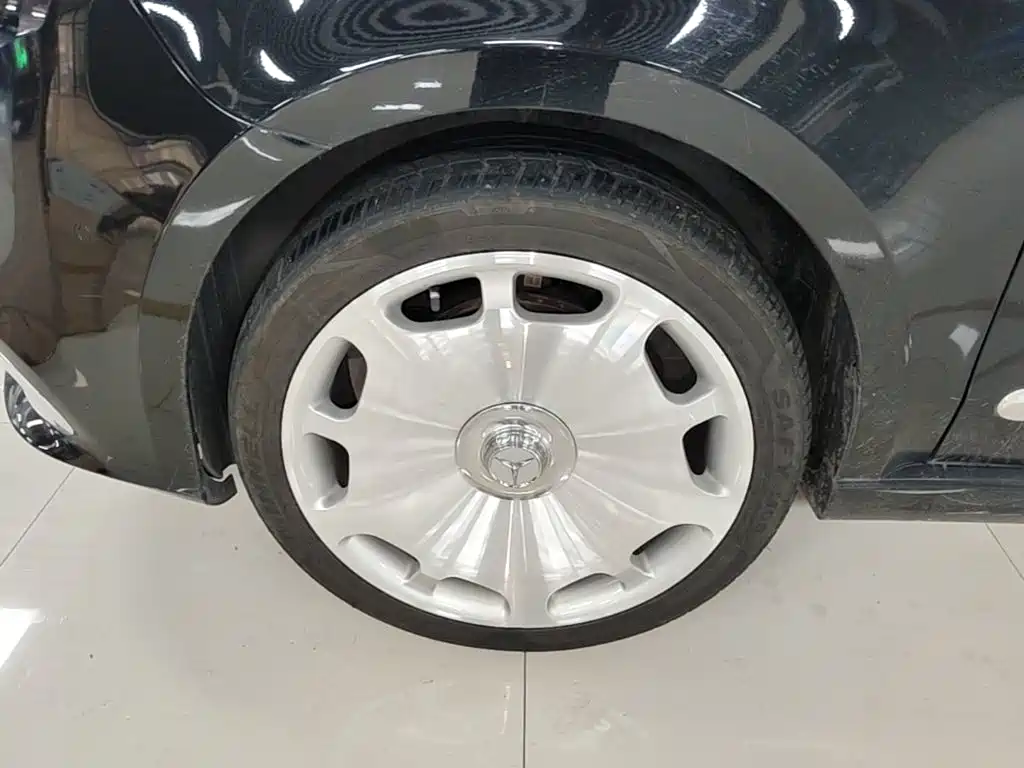 Mercedes-Benz V-Class — миниатюра 23