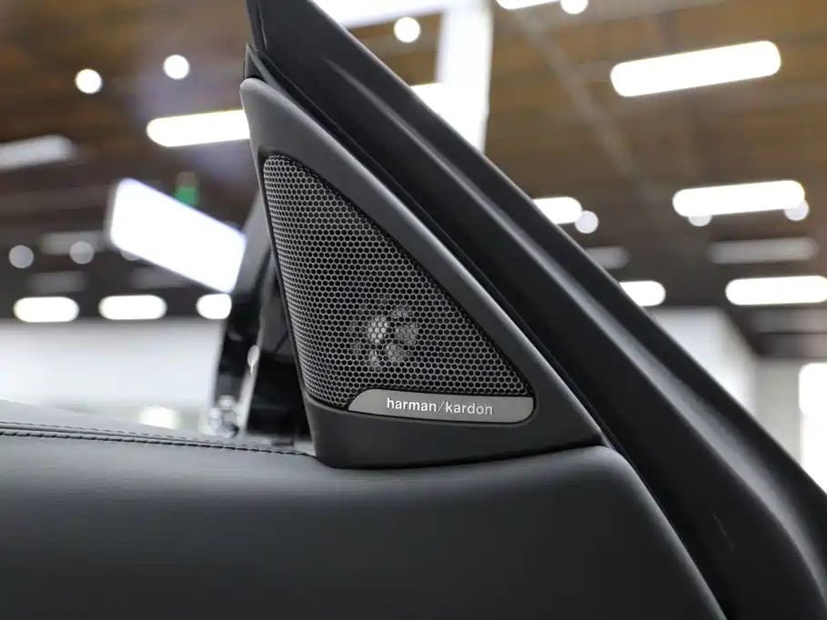BMW M4 — миниатюра 18