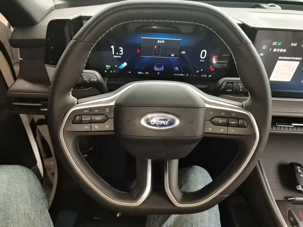 Ford Edge — миниатюра 11
