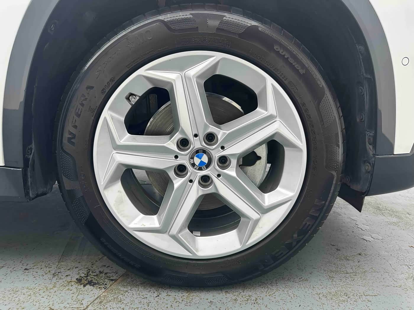 BMW X1 1.5 л 2024 г. Белый, пробег 19000 км
