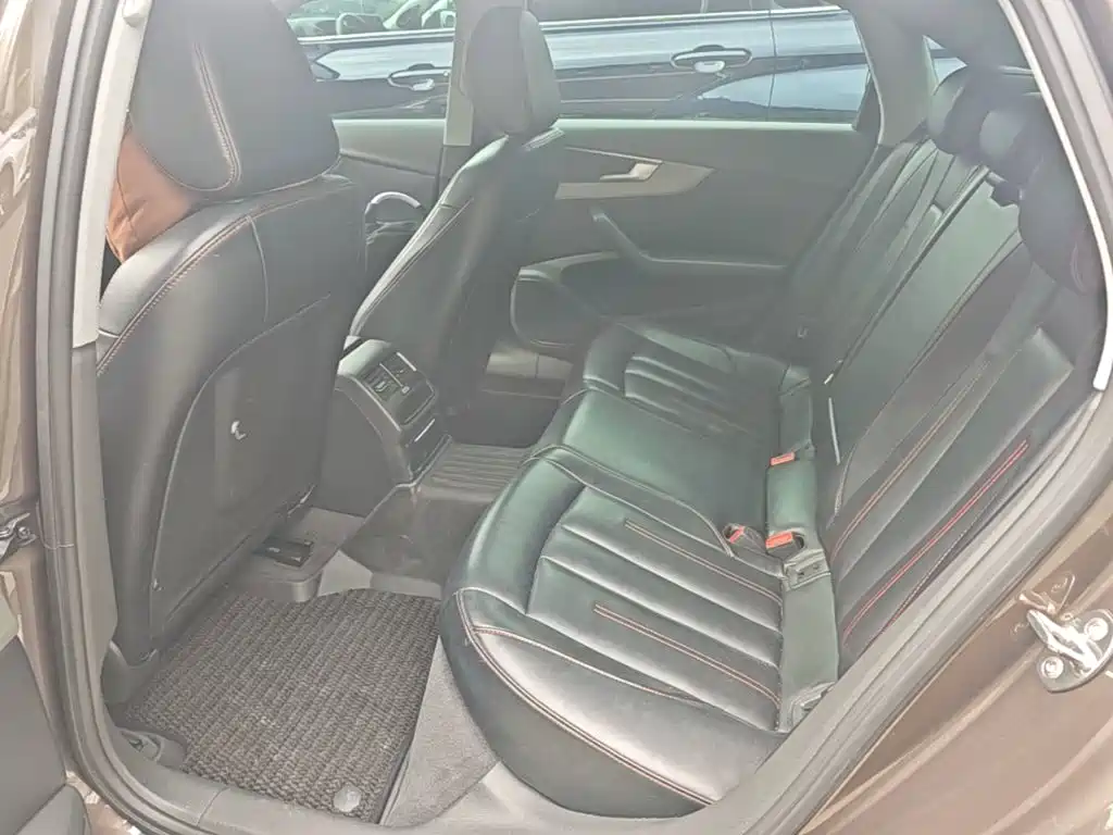 Audi A4L — миниатюра 22
