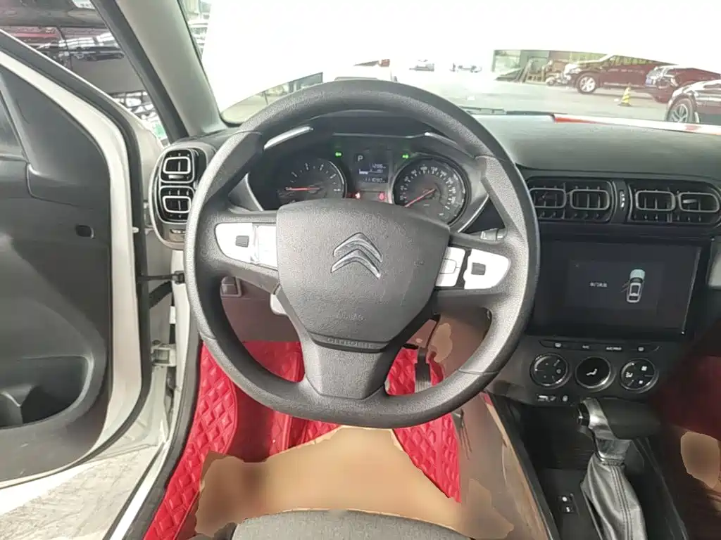 Citroen C3-XR — миниатюра 11