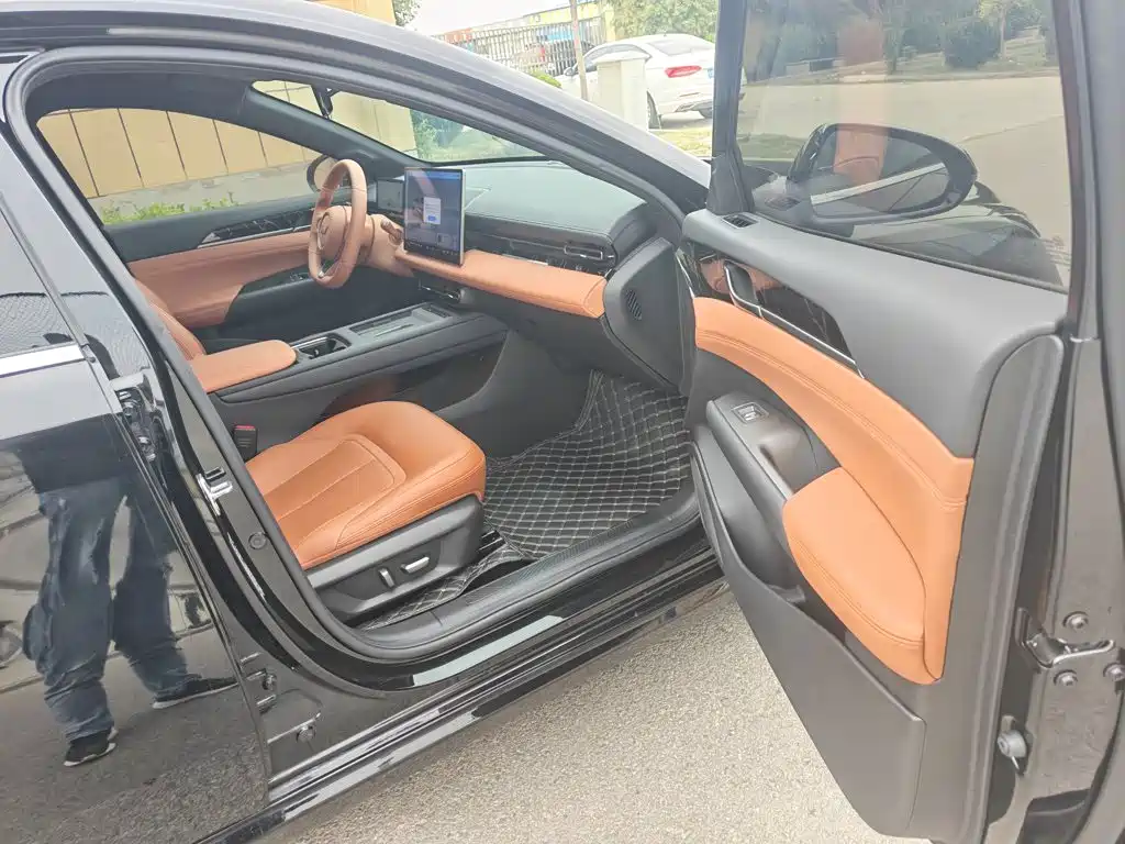 Wuling Xingguang — миниатюра 25