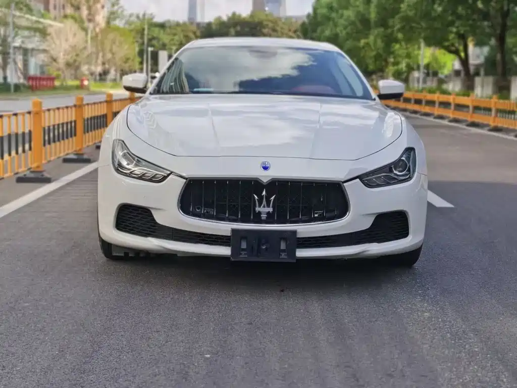 MASERATI GHIBLI
