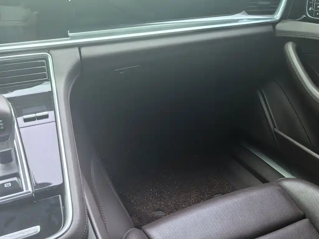 Porsche Panamera — миниатюра 7
