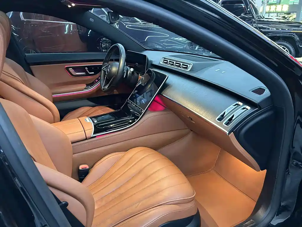 Mercedes-Benz S-Class — миниатюра 11