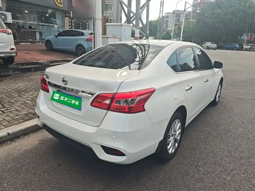Nissan Sylphy — миниатюра 7