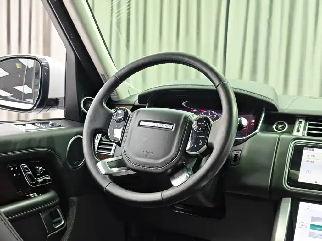 Land Rover Range Rover — миниатюра 7